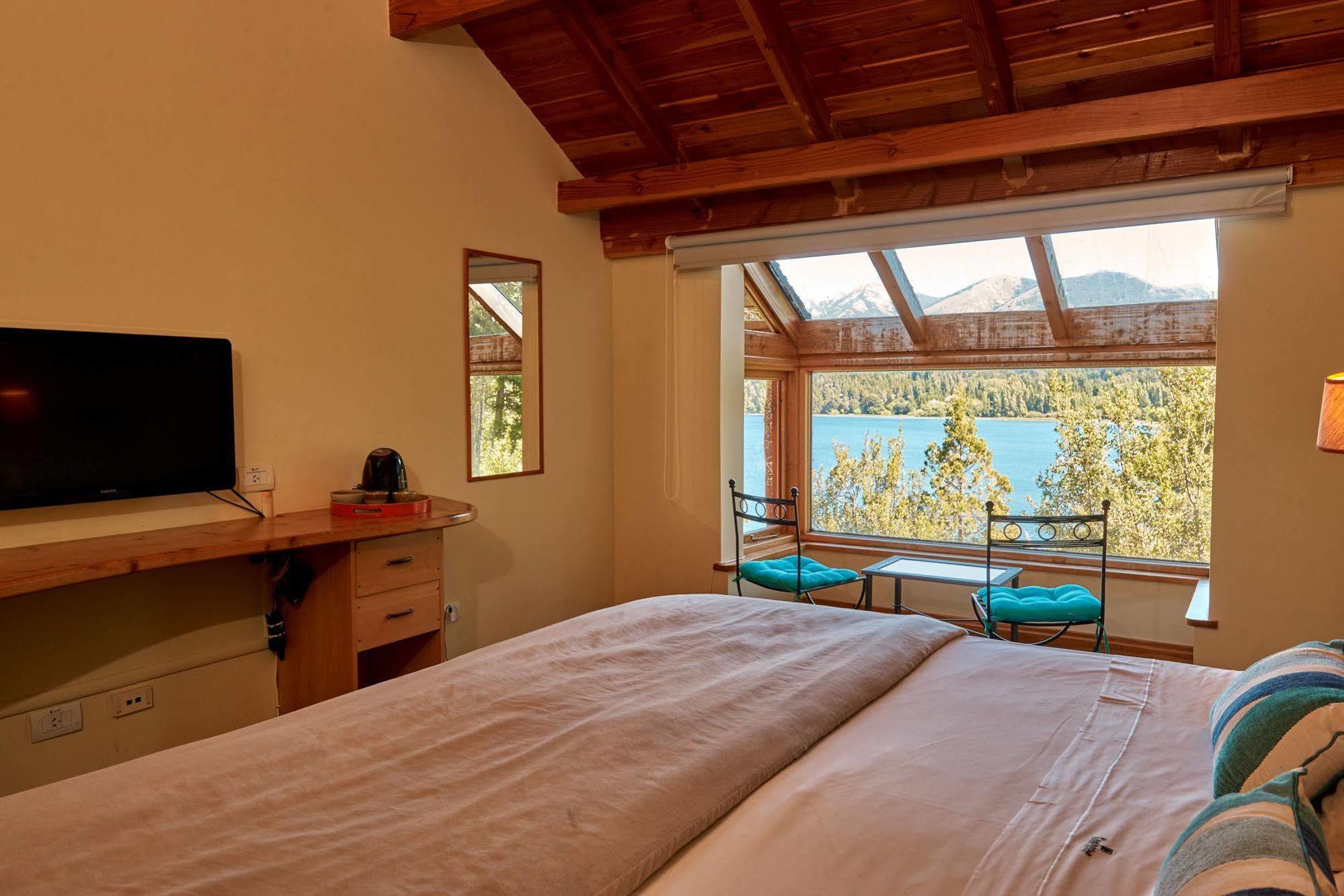 Peninsula Petit Hotel San Carlos de Bariloche Ngoại thất bức ảnh